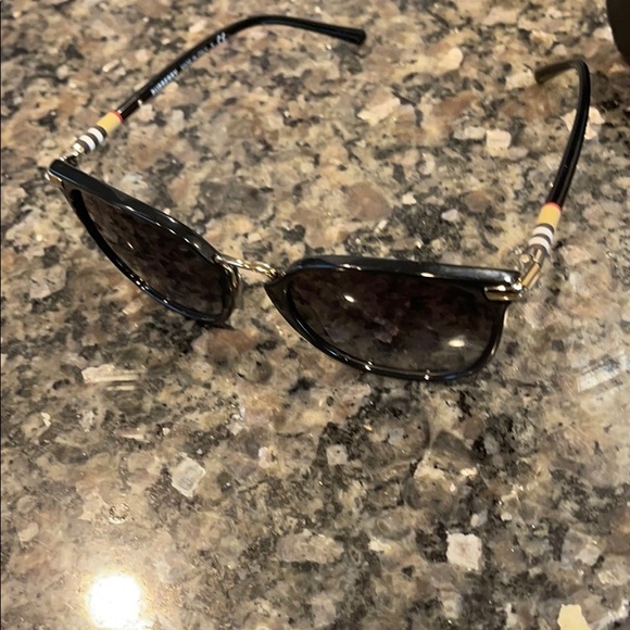 Sunglasses main image 5